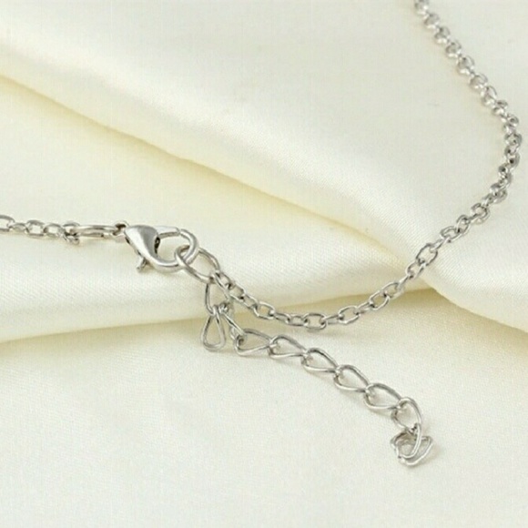 Little Tree Bird Necklace - Picture 4 of 4